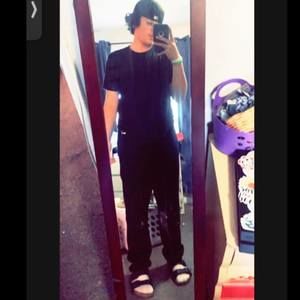 Meet your Posher, Leelon